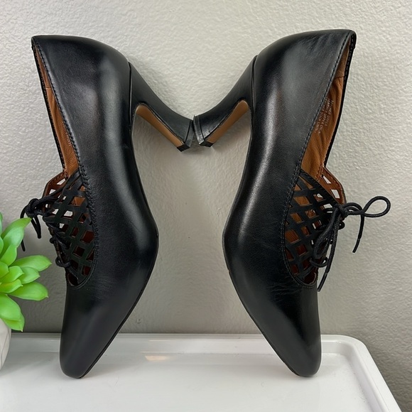 Earthies Mezzi Lattice Lace-Up Heels Black Leather 8 - Picture 5 of 12